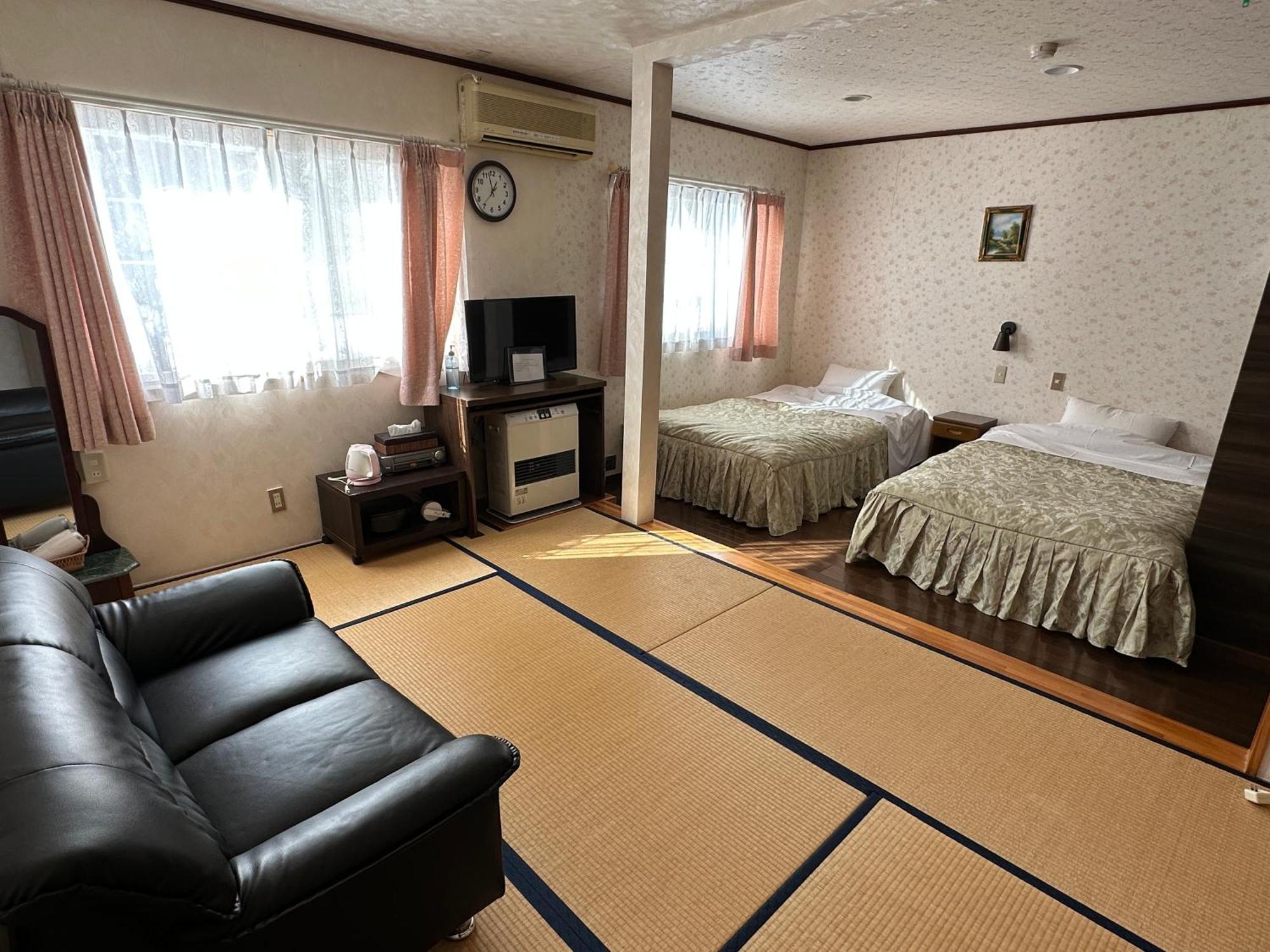 Natural Hot Spring Hakuba Symphony Exterior photo